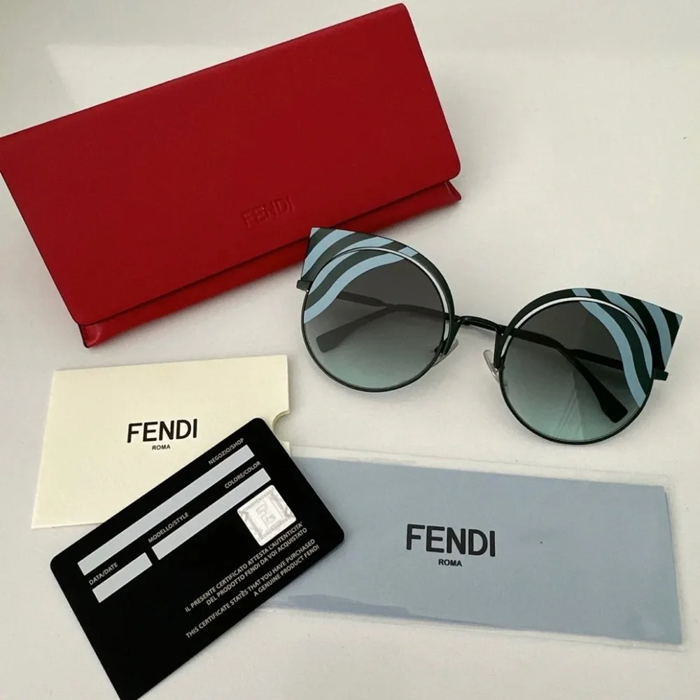 Fendi Sunglasses cat eye